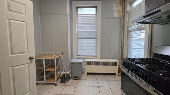Photo - 23 Sherman Pl Unit 2