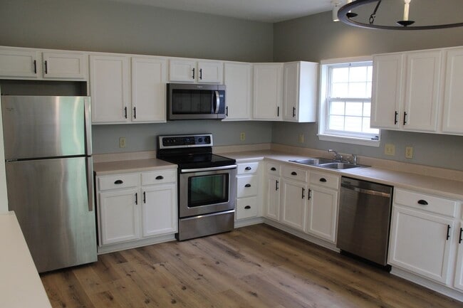 Photo - Beautiful Ranch Home in Avon!