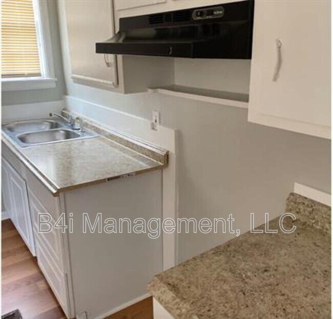 Photo - 159 Munson Dr