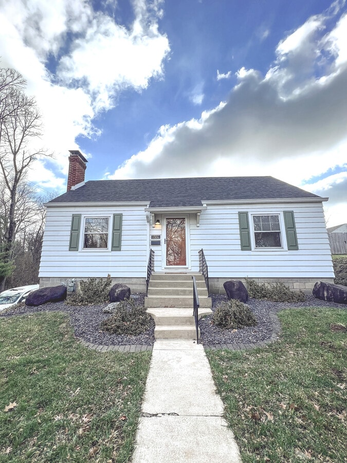 Photo - 1304 Grand Ave