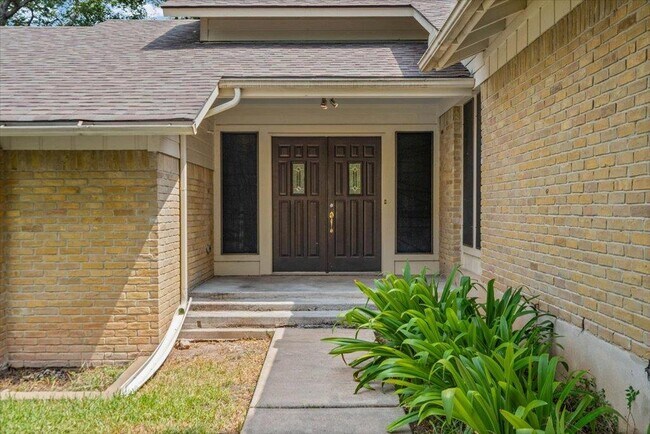 11203 Bluff Canyon Dr