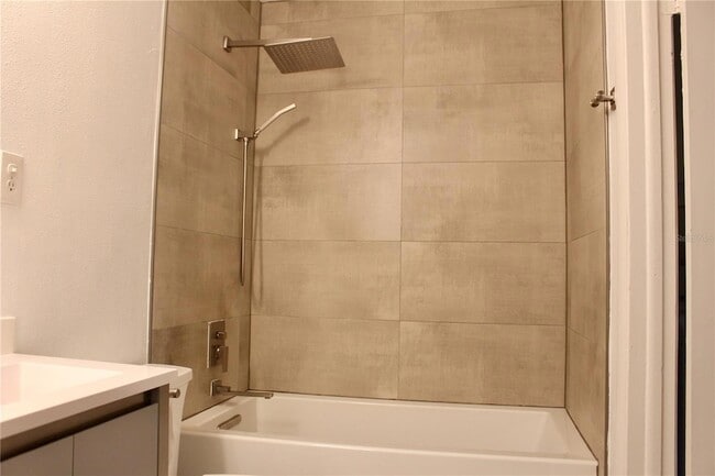 Photo - 9101 Tudor Dr Unidad F206