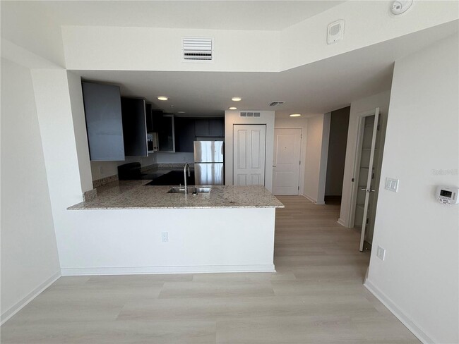 Photo - 5587 Millennia Park Dr