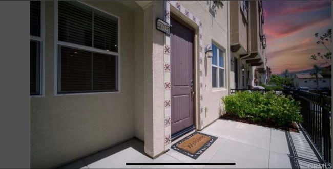 Building Photo - 40321 Calle Real Rental