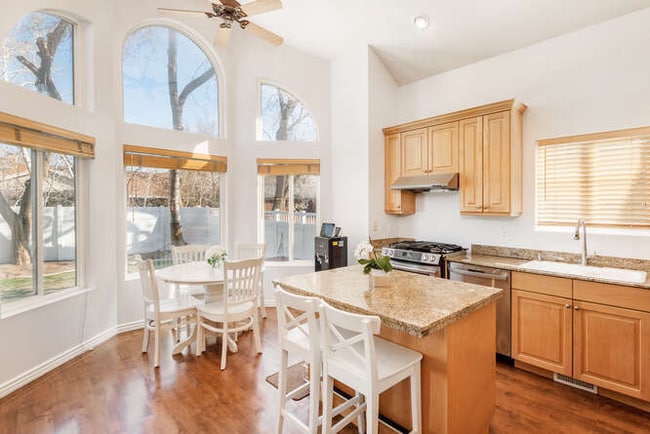 Photo - 2803 E Evergreen Ave