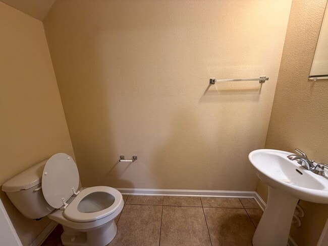 Photo - 150 Iron Horse Dr E Unit 1