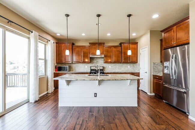 Photo - 3947 Donnington Cir