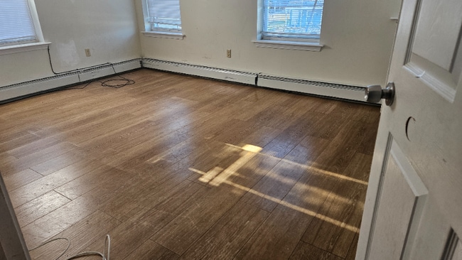 Building Photo - 308 Bellevue St