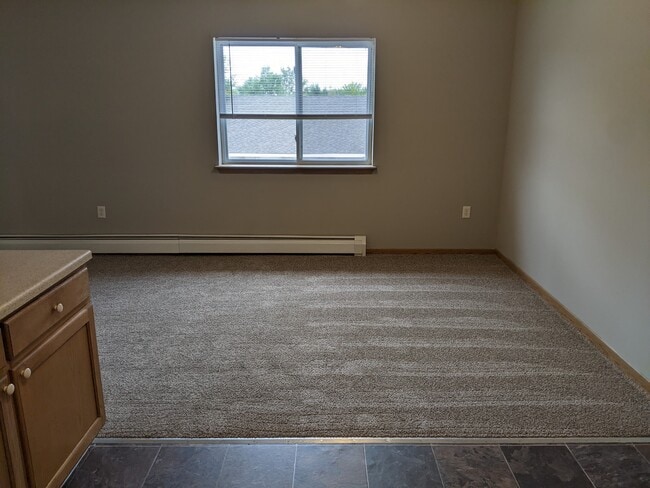 Goldfinch Meadows Apartments - Cedar Rapids, IA | ForRent.com