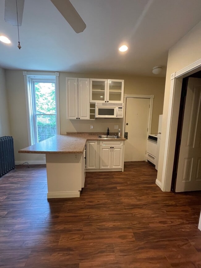 Photo - 722 King St Unit 722