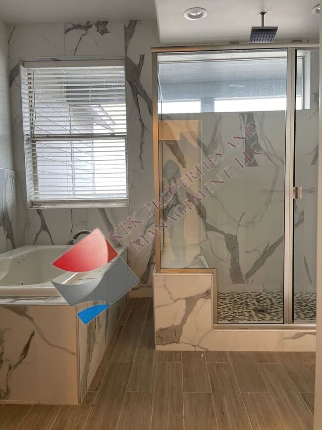 Photo - 1737 Ross Ave