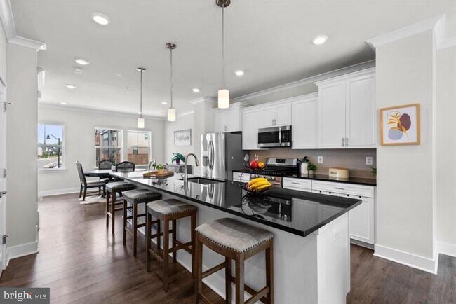 Photo - 614 Chalcedony Ln