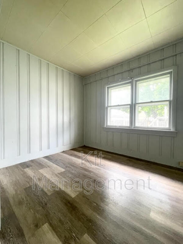 Photo - 434 W Poinsetta Ave