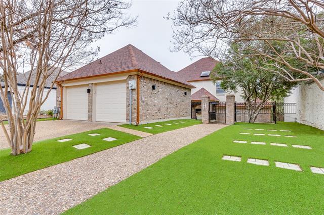 Building Photo - 9130 Valley Chapel Ln