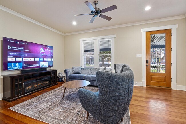 Photo - 1211 Lexington St