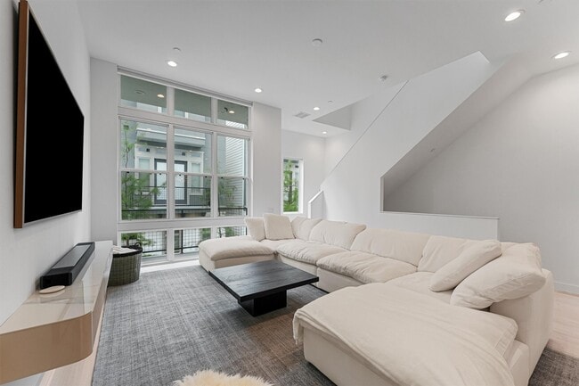 Photo - 5854 E Post Oak Ln