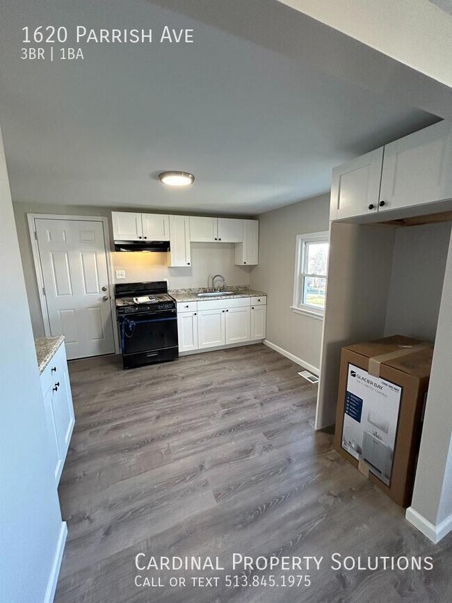 Newly Renovated 3Bedroom House in East Ham... - Newly Renovated 3Bedroom House in East Ham...