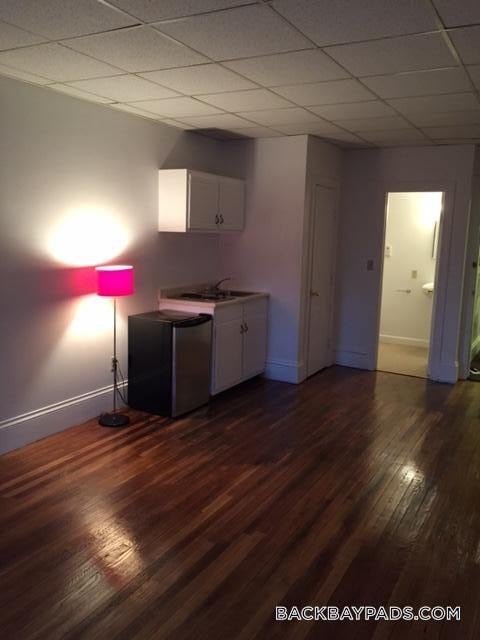 Photo - 854 Beacon St Unidad 13