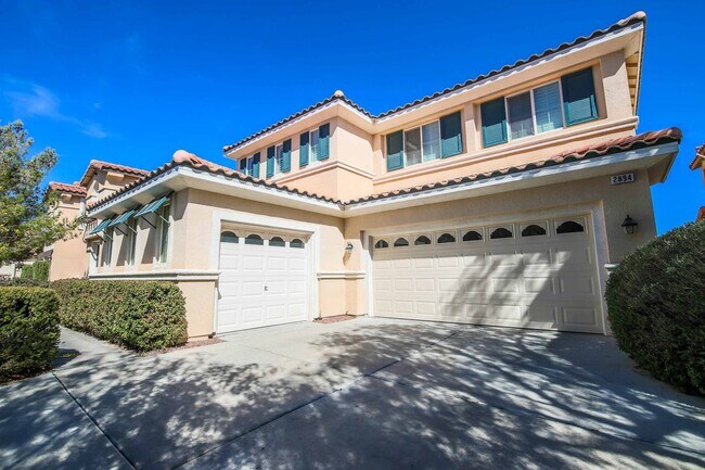 Photo - INCREDIBLE 4 BEDROOM IN GUARD GATED COMMUN...