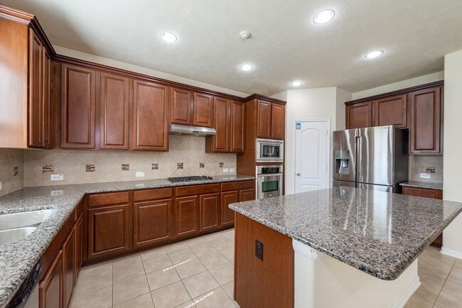 Photo - 6402 Addlestone Ridge Ln