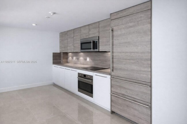 Photo - 400 Sunny Isles Blvd Unit 819