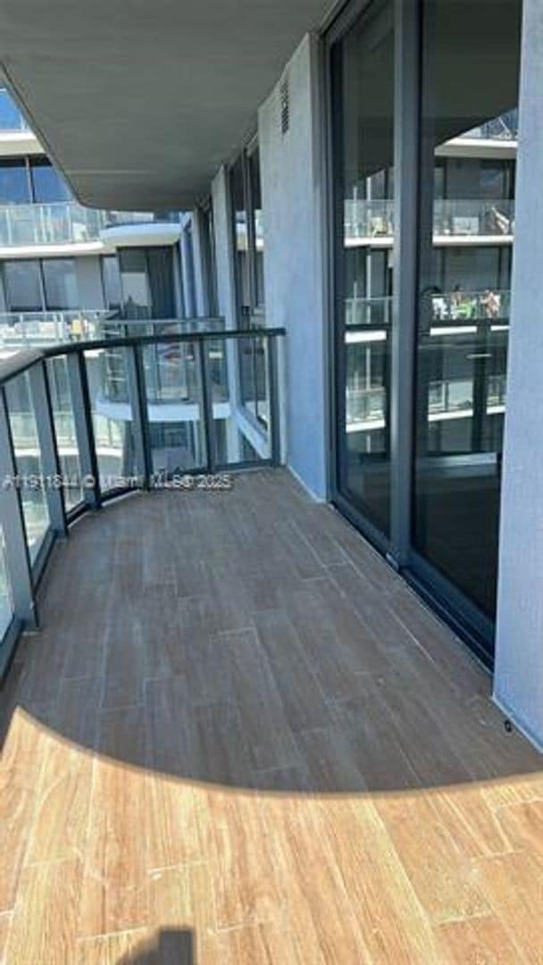 Building Photo - 121 NE 34th St Unit 121 NE 34th St 2816