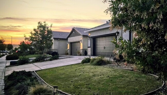 Photo - 10310 Spanish Moss Dr