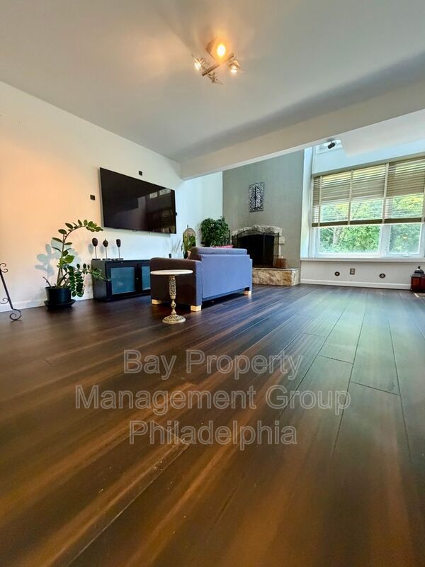 Photo - 274 W Chelsea Cir