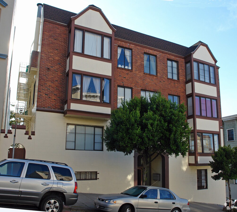 Photo - 1630 Jones St
