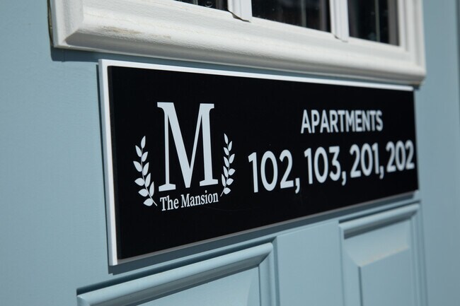 Photo - 1090 New York Ave