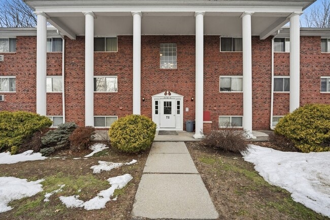 Building Photo - 72 Barrett St Unit 312