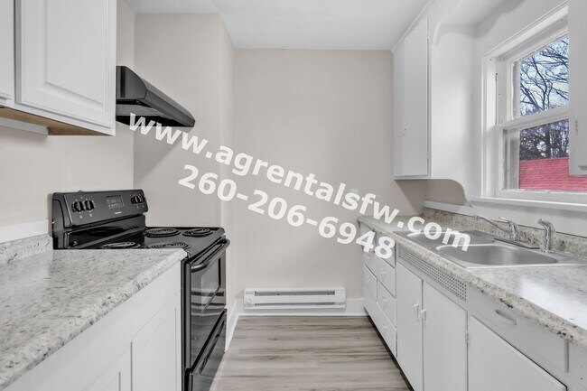 Photo - 1235 Huestis Ave Unit #2