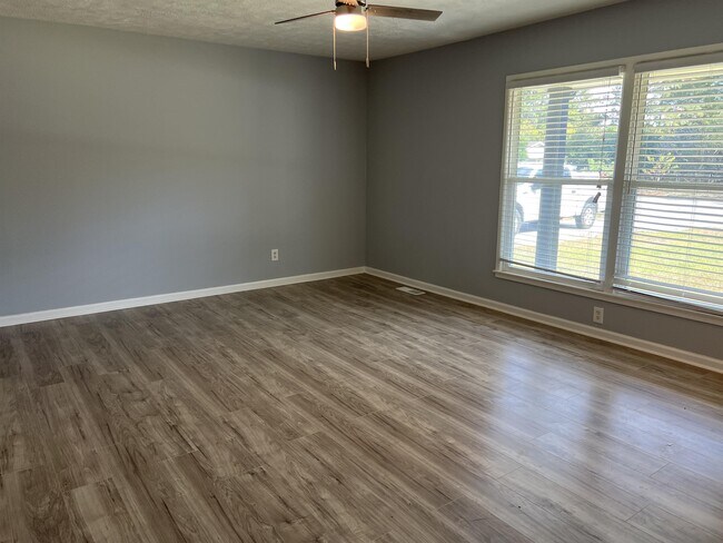 Photo - 1116 Strickland Bridge Rd