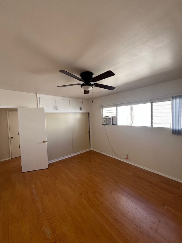 Photo - 924 N Ogden Dr