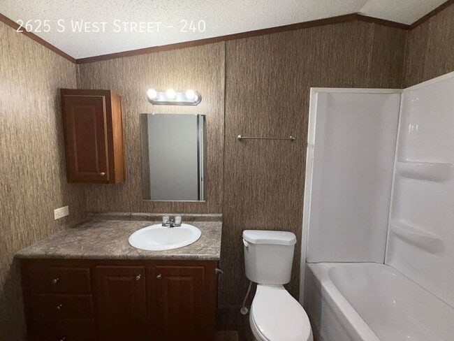 Photo - 2625 S West St