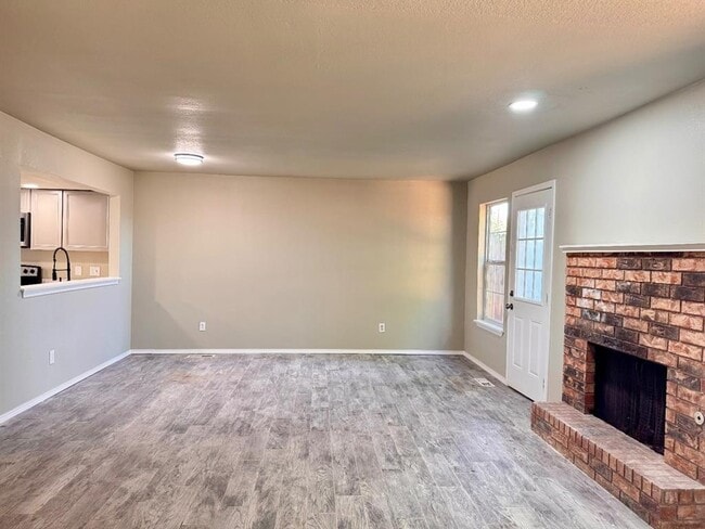 Photo - 417 NE 115th St