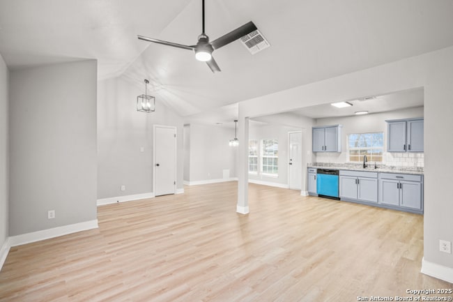 Photo - 8427 Glen Ct