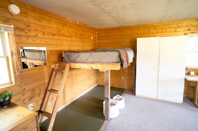 Photo - 114 Boaters Ln Unit B