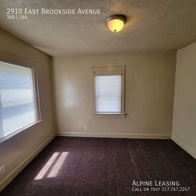 Photo - 2910 E Brookside Ave