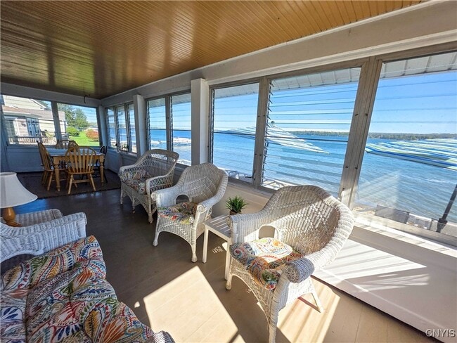 Building Photo - 5358 W Lake Rd