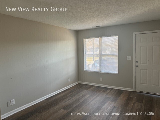 Photo - 304 Hoskins Mill Ln Unit B