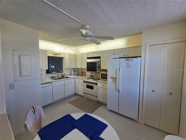 Photo - 7700 Sun Island Dr S Unit 503