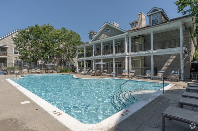 Building Photo - Everly Darien Rental