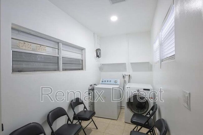 Photo - 4591 Purdy Ln