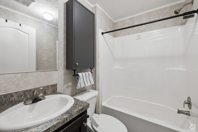 2BR, 1BA - 784SF - Primary Bathroom - Valley View Park
