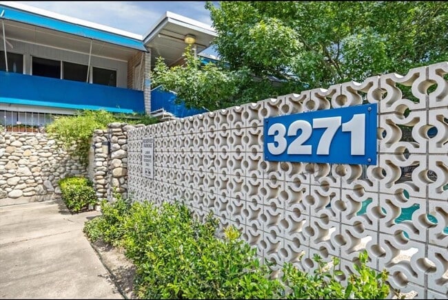Photo - 3271 Sul Ross St Unit True