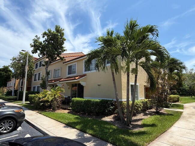 123 Yacht Club Way