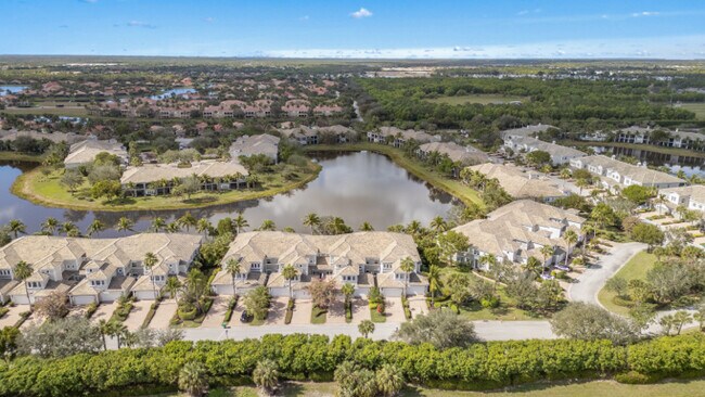 Lake View - 9229 Museo Cir Unit Varenna