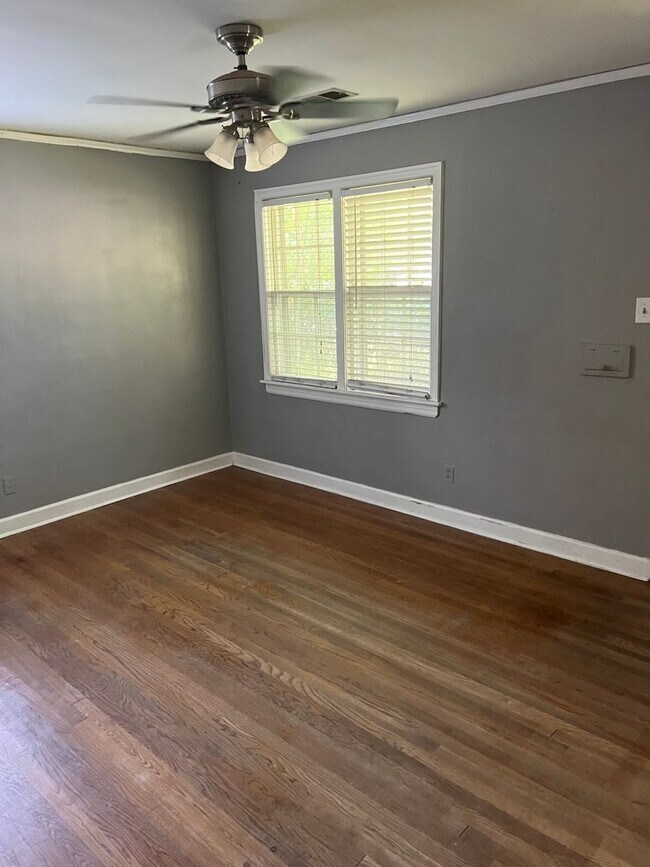 3 bed, 1 bath near the University of Memphis House House Rental in