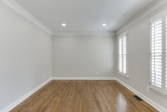 Photo - 295 Crown Vetch Ln